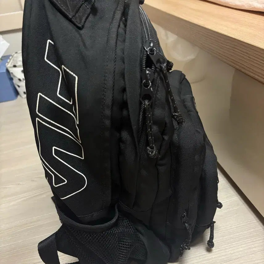 [SOLD OUT] 휠라 블랙 백팩