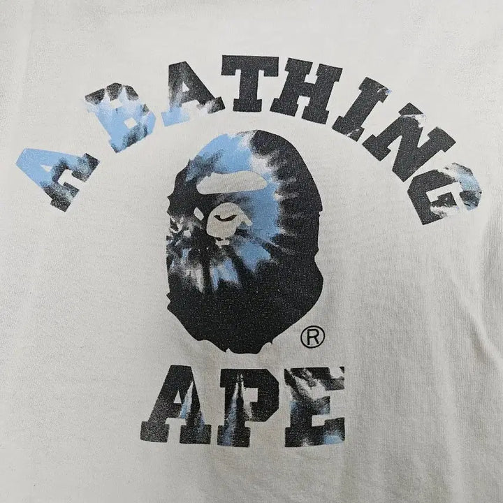 [BUNJANG] BAPE ABC Camo College T-shirt White Blue L / 베이프 abc 카모 컬리지 티셔츠 화이트 블루 L