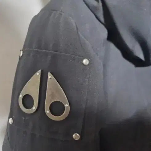 [BUNJANG] Moose Knuckles Black Hooded Zip-Up / 무스너클 블랙 후드 집업