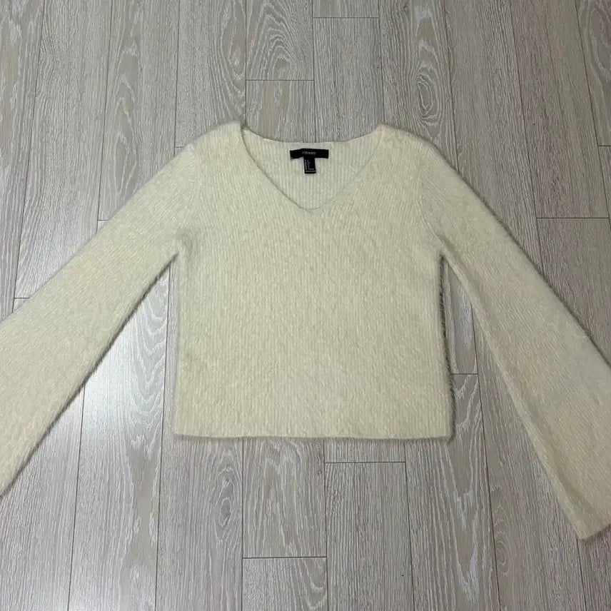 [BUNJANG] S Size Knitted Sweater / FOREVER 21 니트.스웨터.여자니트.겨울옷.포근.여리핏.s사이즈