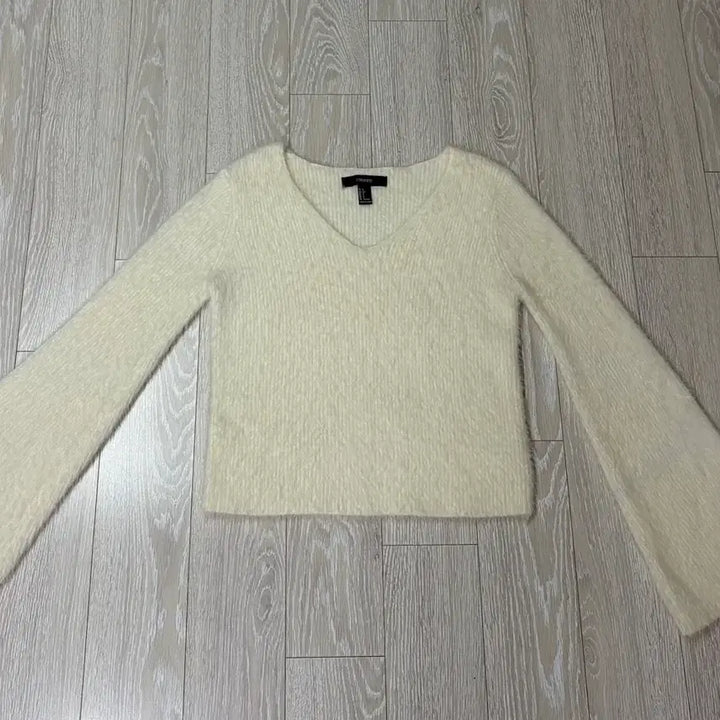 [BUNJANG] S Size Knitted Sweater / FOREVER 21 니트.스웨터.여자니트.겨울옷.포근.여리핏.s사이즈