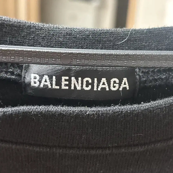 [BUNJANG] Balenciaga x Adidas Oversized Long Sleeve Shirt / 발렌시아가 x 아디다스 오버사이즈 롱슬리브