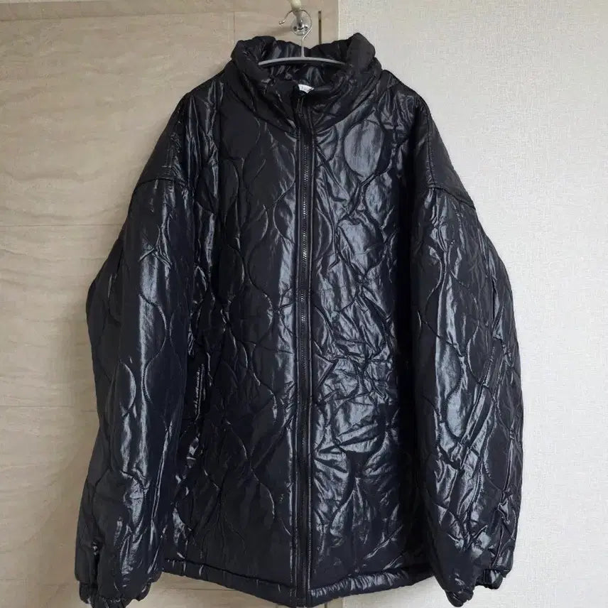 [BUNJANG] Oversized Quilted Padded Jacket (Men's 110) / 유광 오버핏 퀼팅 패딩자켓 / 남성 110 오버핏 새제품 남녀공용