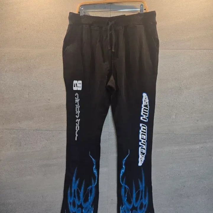 [BUNJANG] NINTH HALL NH RACE Flare Fleece Sweatpants / NINTH HALL NH RACE. 조거팬츠.