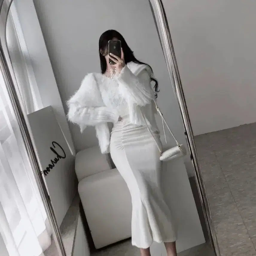 [BUNJANG] Churroom The Manon Rose De You Holly Ramelloz Knit Top / 츄룸 니트 더마농 로제드유 홀리 라멜로즈 수입의류 글램니 엔뉴엘 홀리