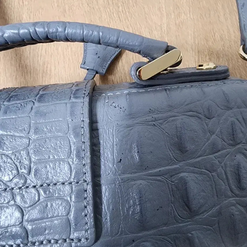 [BUNJANG] Gilli Crossbody Bag / 길리에 크로스백