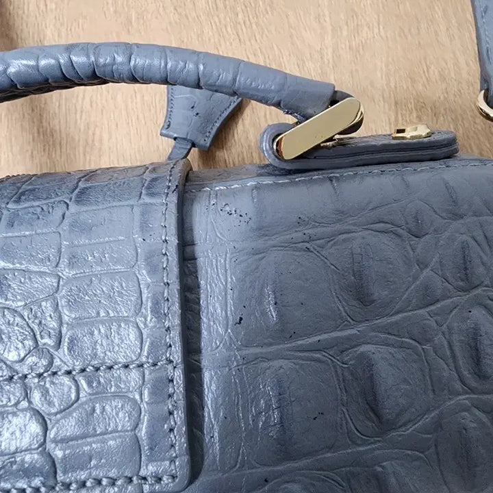 [BUNJANG] Gilli Crossbody Bag / 길리에 크로스백