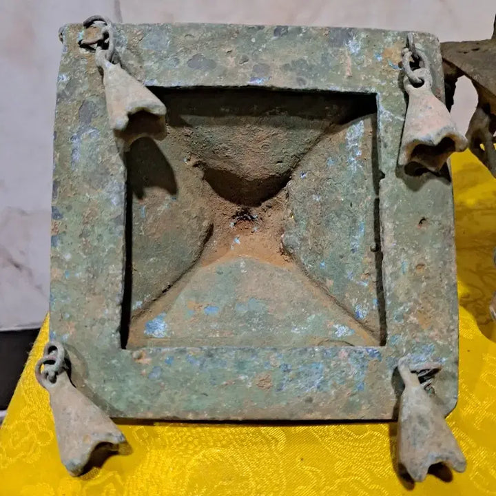 [BUNJANG] Antique Bronze Reliquary Tower / 오랜세월을 품은 동 사리탑