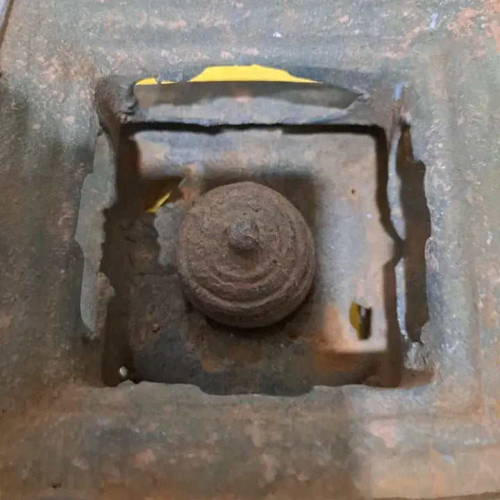 [BUNJANG] Antique Bronze Reliquary Tower / 오랜세월을 품은 동 사리탑