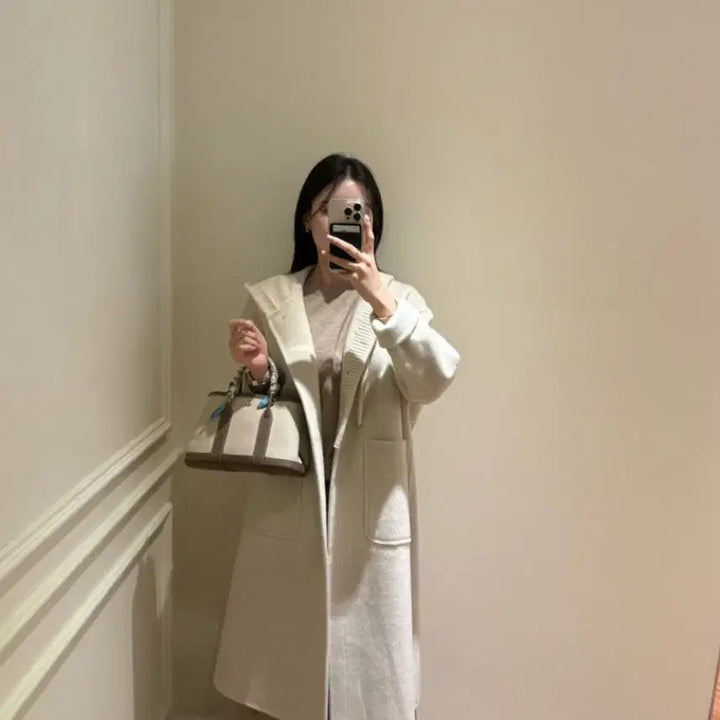 [BUNJANG] LANEIGE Wool 70% Hooded Long Coat / 라네뜨 울70코트(새상품)