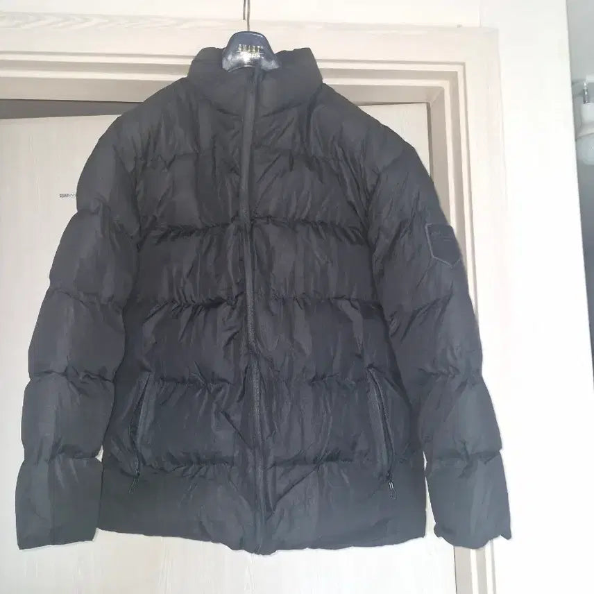 [BUNJANG] Unused Black Padded Jacket / 미사용새상품 두툼한 블랙 패딩