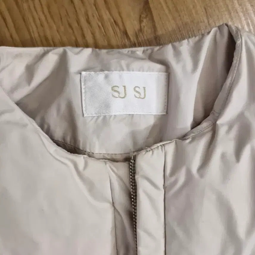 [BUNJANG] SJSJ Ivory Goose Down Padded Jacket / SJSJ 아이보리 구스다운 패딩 점퍼