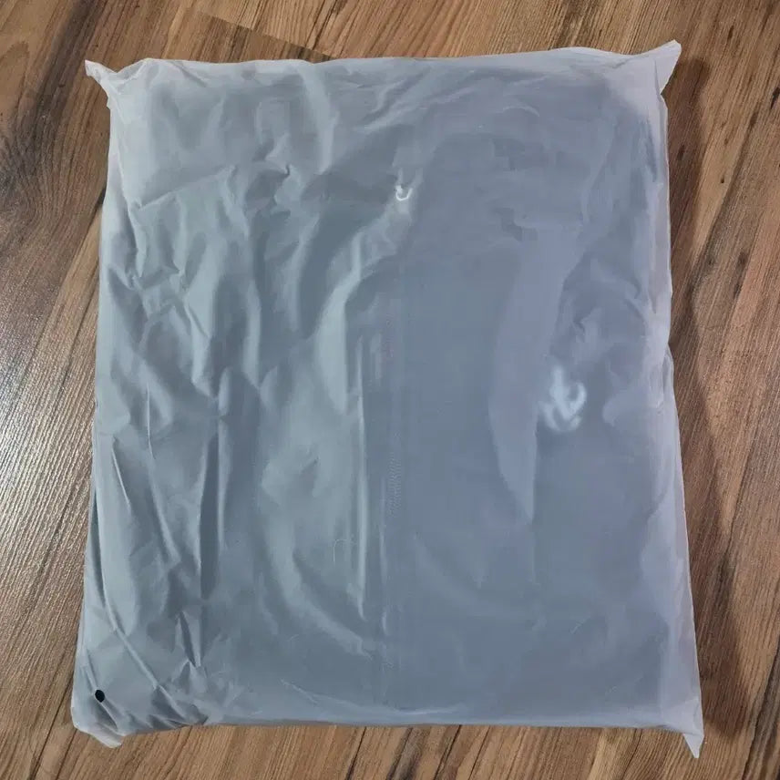 [BUNJANG] IVE SHOW WHAT I AM Hoodie (Sealed) / 아이브 SHOW WHAT I AM 후드집업(새상품)