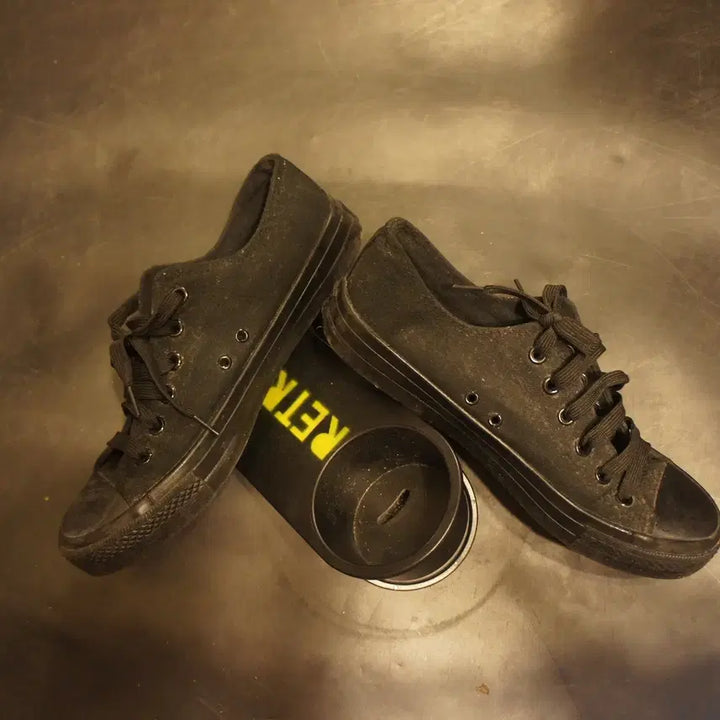 [BUNJANG] Vintage Black Sneakers (Size 270) Men&