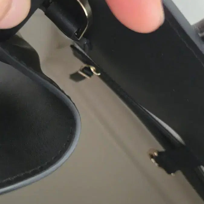 [BUNJANG] AKB Saddle Skin Ago Bag / 가격더내림)아크비 새들스킨 아고백