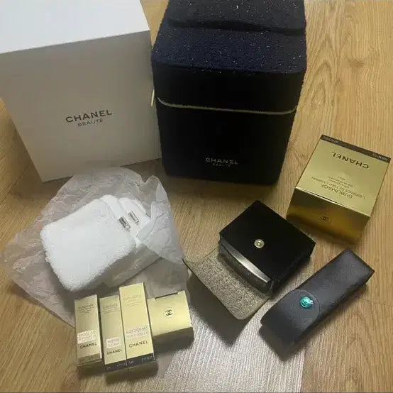 [BUNJANG] Chanel Sublimage Cushion Case + VVIP Gift Set / [샤넬]수블리마지쿠션 케이스(새상품) + vvip선물7종