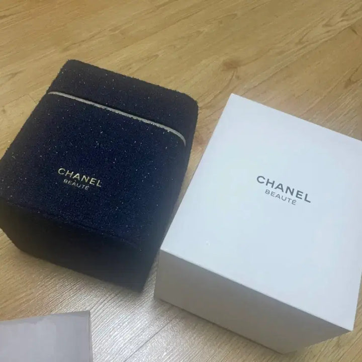 [BUNJANG] Chanel Sublimage Cushion Case + VVIP Gift Set / [샤넬]수블리마지쿠션 케이스(새상품) + vvip선물7종