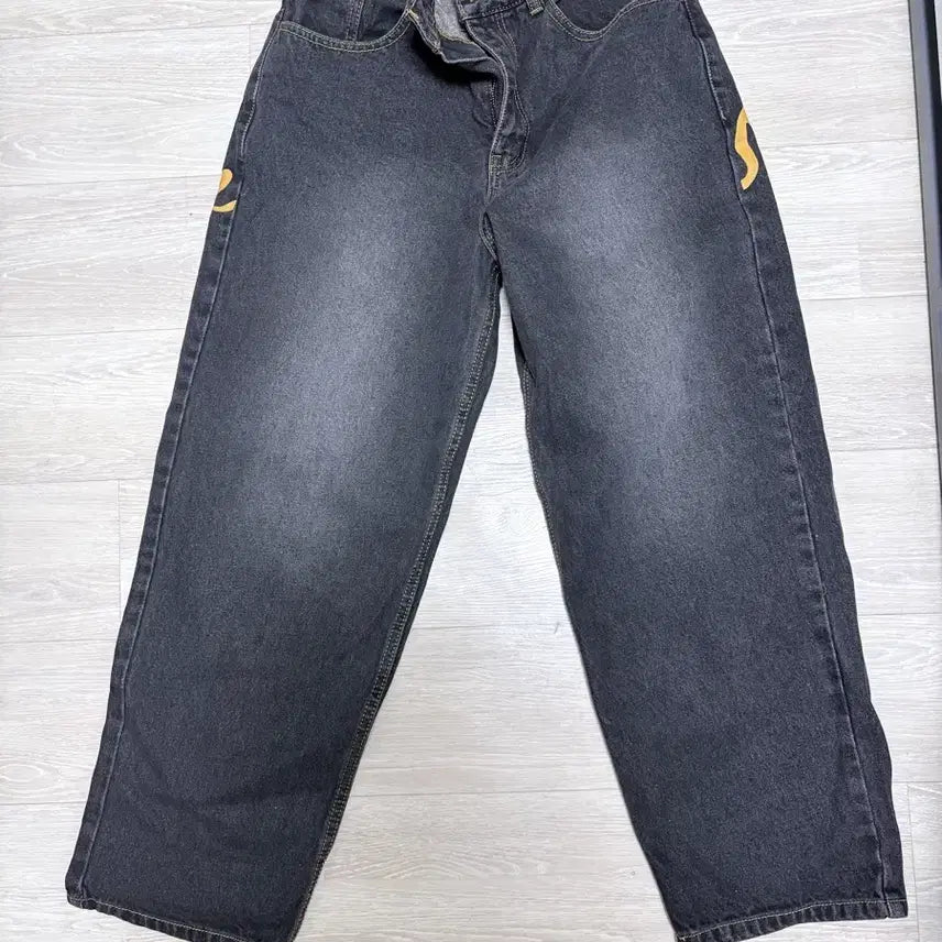 [BUNJANG] Weekenders Denim Pants (Black-S) / 위캔더스 데님 팬츠(black-S)