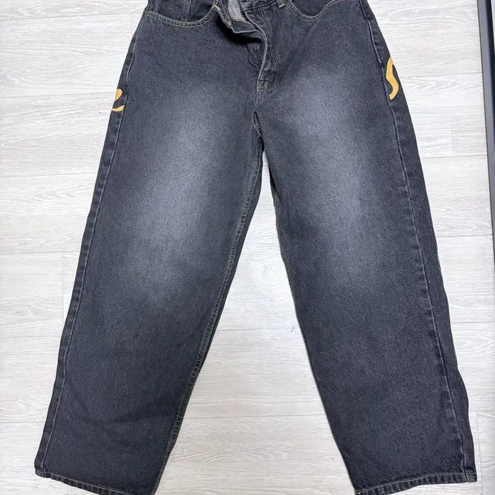 [BUNJANG] Weekenders Denim Pants (Black-S) / 위캔더스 데님 팬츠(black-S)