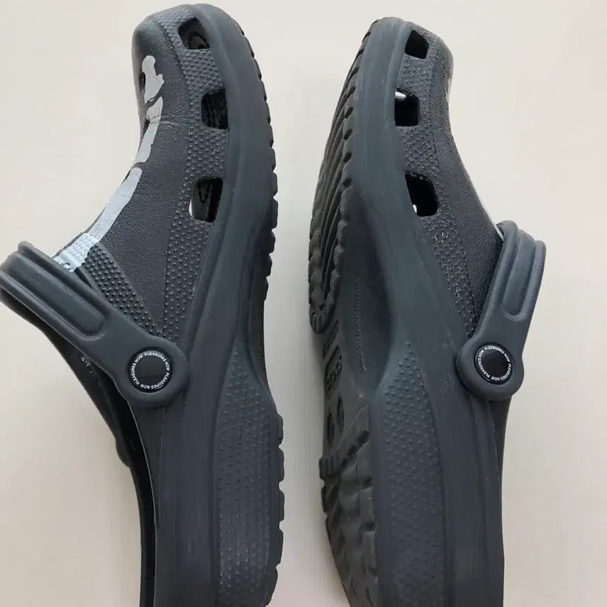 [BUNJANG] Crocs Pleasures Sandals / 크록스 플레져스 pleasures