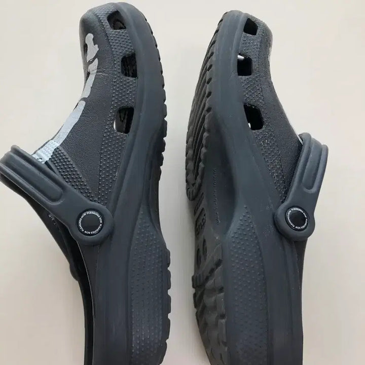 [BUNJANG] Crocs Pleasures Sandals / 크록스 플레져스 pleasures