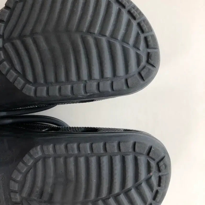 [BUNJANG] Crocs Pleasures Sandals / 크록스 플레져스 pleasures