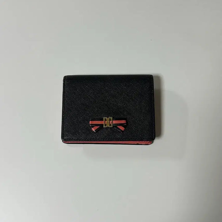 [SOLD OUT] 닥스 [EVE] 블랙 DD 로고 투톤 리본 포인트 반지갑 DCWA1E51