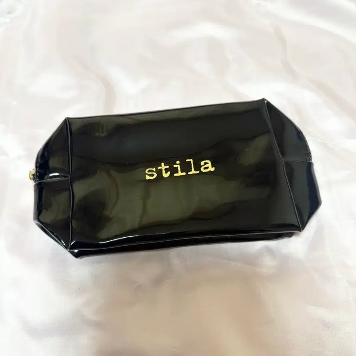 [BUNJANG] Stray Kids Enamel Pouch / 스틸라 에나멜 파우치 블랙 새상품