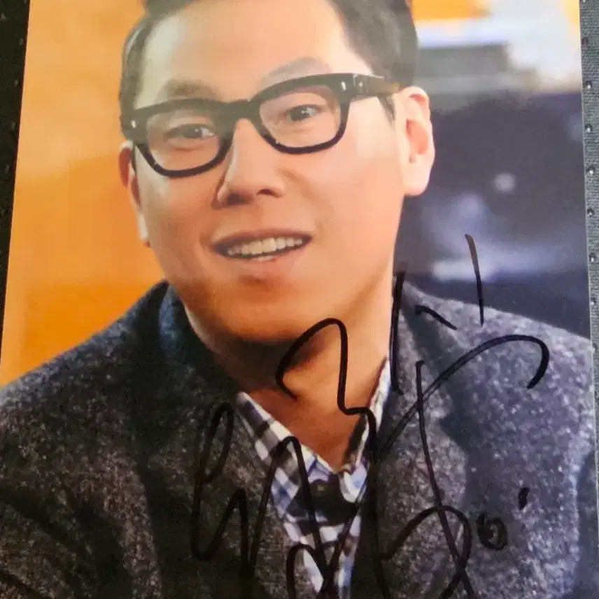[BUNJANG] Yoon Jong Shin Autographed Photo / 윤종신 친필 사진 싸인