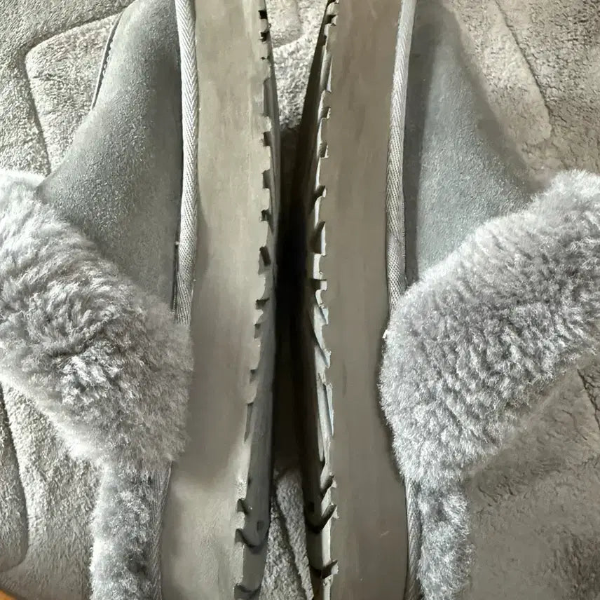 [BUNJANG] UGG Diskette Slippers Charcoal 250 / UGG 어그 디스켓(디스케트) 슬리퍼 차콜 250 사이즈