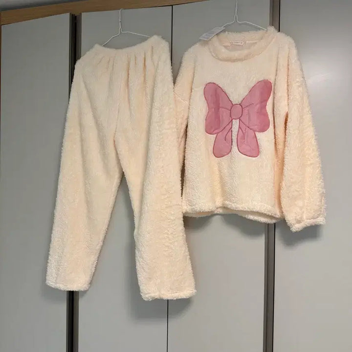 [BUNJANG] Ribbon Sleepwear Set (F) / 새상품 리본 수면 옷세트 바지 티 556677 (F)