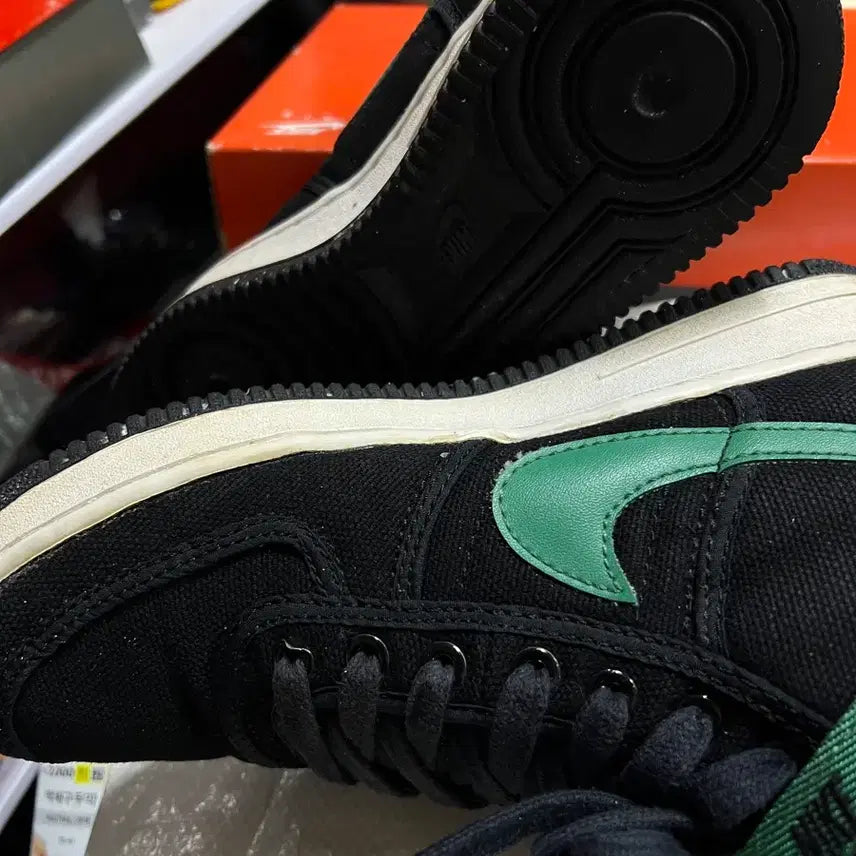 [BUNJANG] Nike Air Force 1 High CVS Sneakers / 나이키 에어포스1 하이 cvs 270