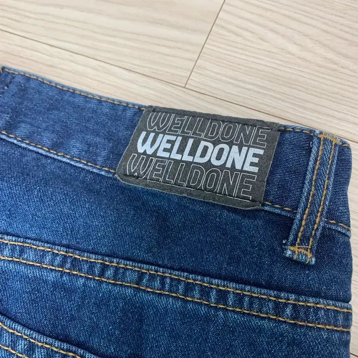 [BUNJANG] WELLDONE Knit Laser Denim Pants / WELLDONE 웰던 니트 레이저  데님 팬츠