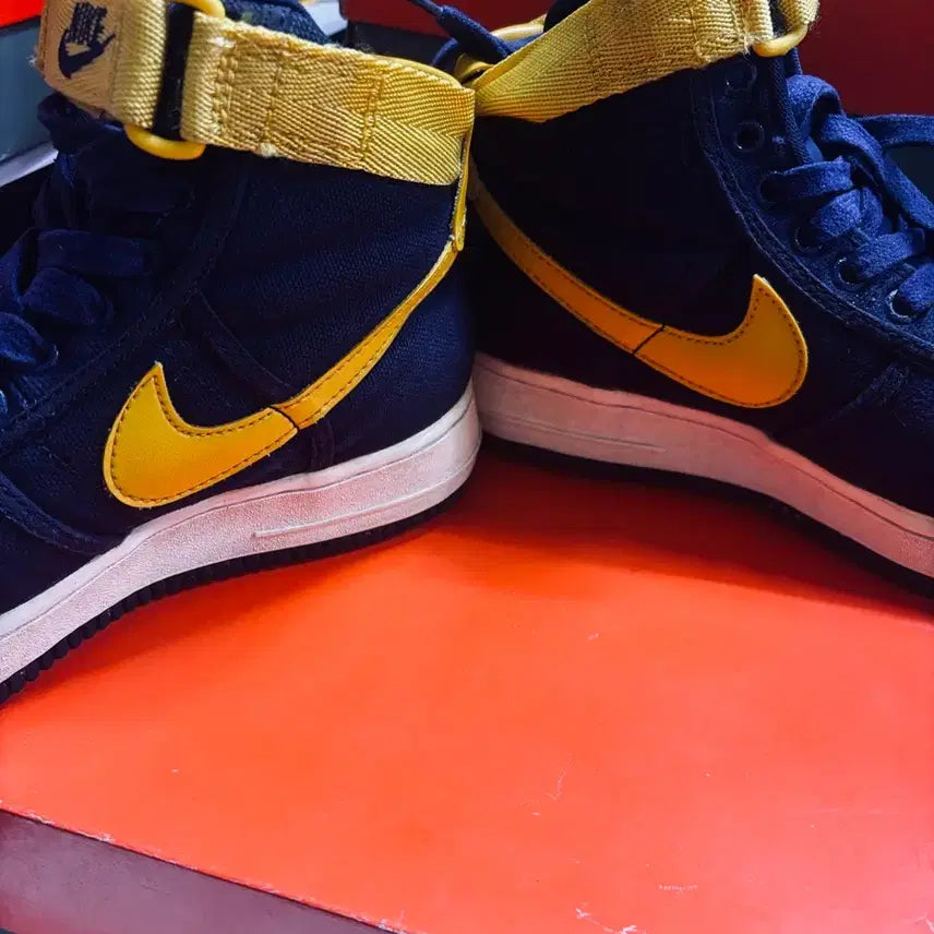 [BUNJANG] Nike Air Force 1 CVS High Navy Sneakers / 나이키 에어포스1 cvs 하이 270