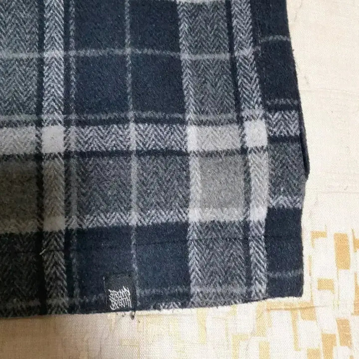 [SOLD OUT] [브라운브레스] 체크 남방 셔츠형 아우터 긴팔 다크 네이비 L
