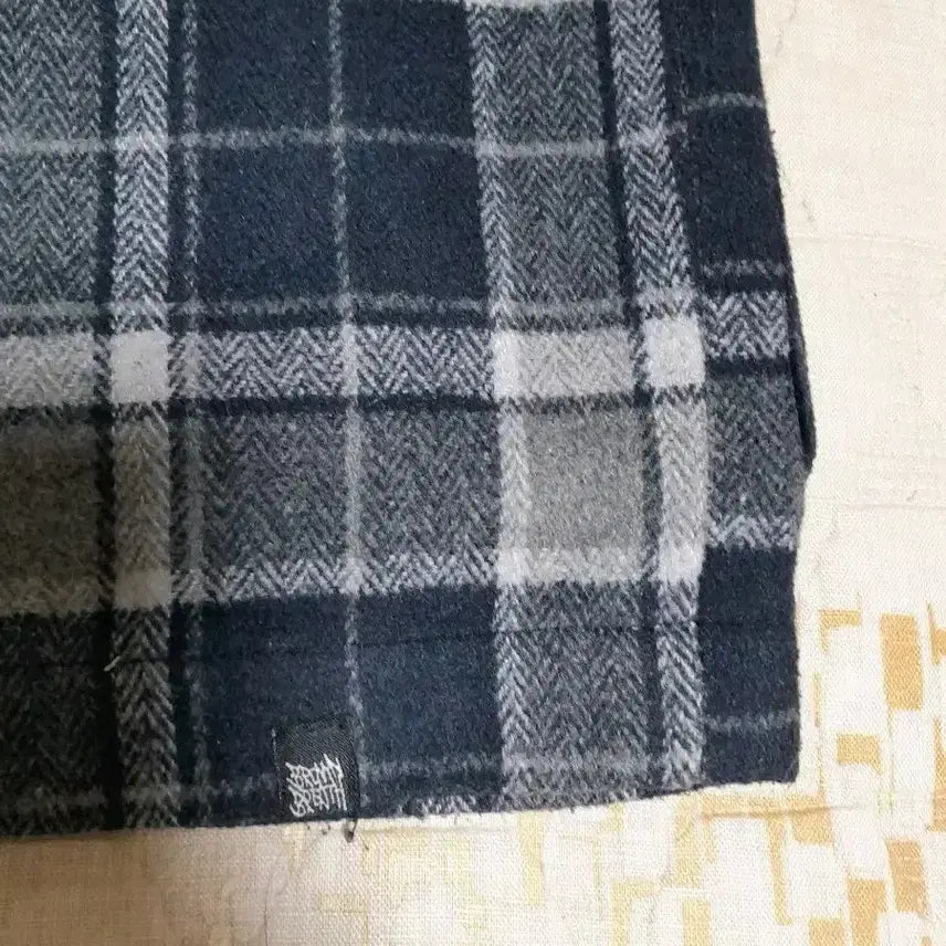 [SOLD OUT] [브라운브레스] 체크 남방 셔츠형 아우터 긴팔 다크 네이비 L