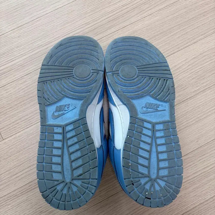 [BUNJANG] Nike Dunk University Blue Sneakers / 나이키 덩크 유니버시티 블루 285