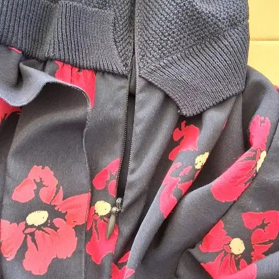 [BUNJANG] Sisley Flower Pattern Knit Mini Dress / 시슬리 플라워 캉캉 니트 반팔 원피스. 44반 55