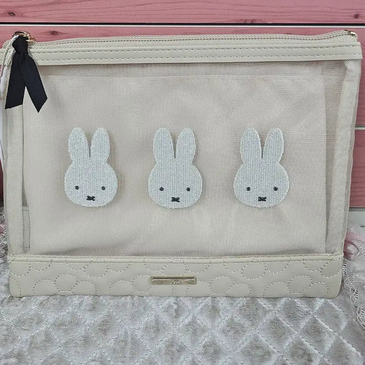 [BUNJANG] Miffy Flower Square Pouch / (일본정품) 한정판 미피  플라워 사각 파우치/ 미니 파우치