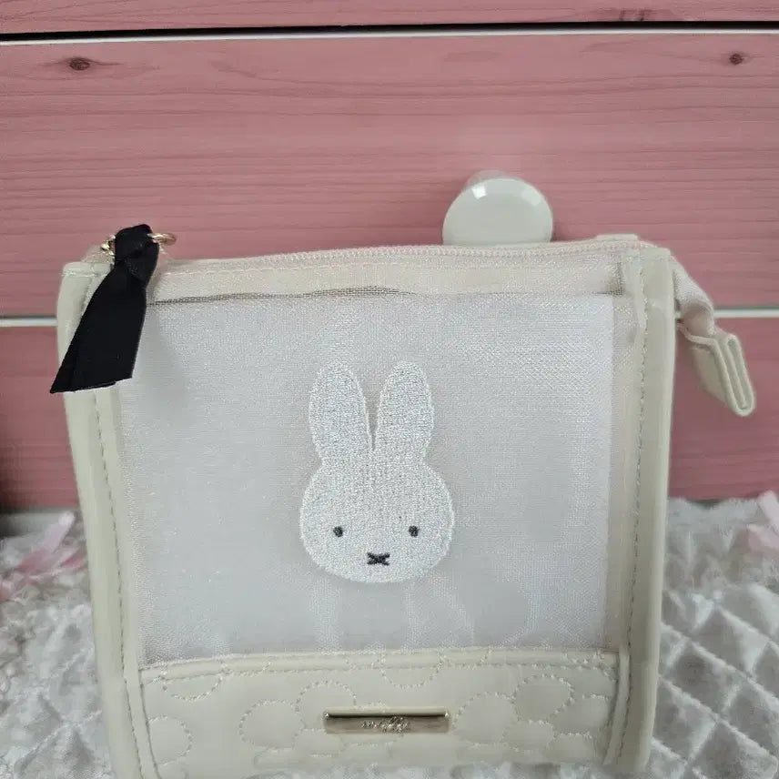[BUNJANG] Miffy Flower Square Pouch / (일본정품) 한정판 미피  플라워 사각 파우치/ 미니 파우치