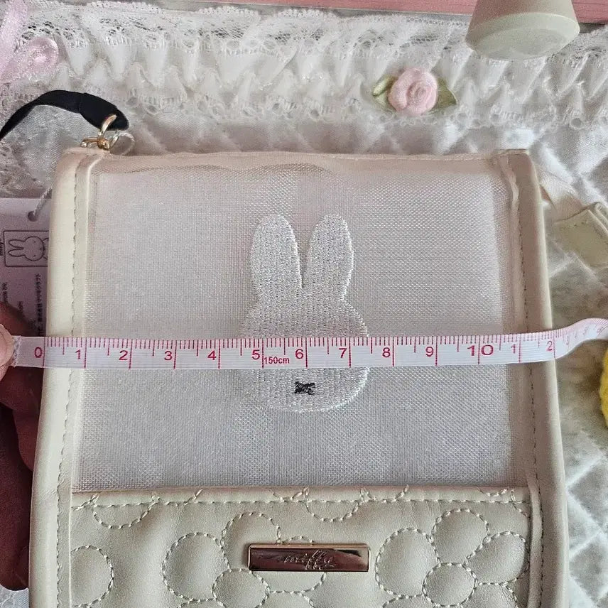 [BUNJANG] Miffy Flower Square Pouch / (일본정품) 한정판 미피  플라워 사각 파우치/ 미니 파우치
