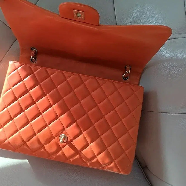 [BUNJANG] Chanel Classic Maxi Bag / 샤넬 클래식백 맥시