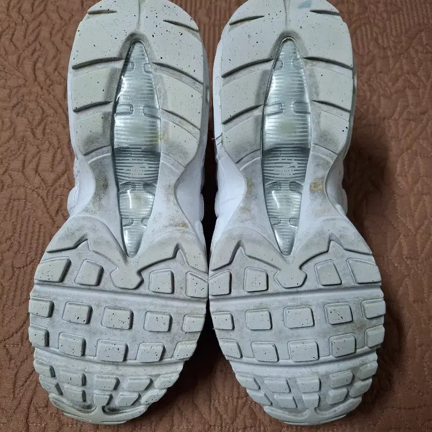 [BUNJANG] Nike Air Max 95 Women's Sneakers / 235 나이키 에어맥스95 여성 운동화 [2097]