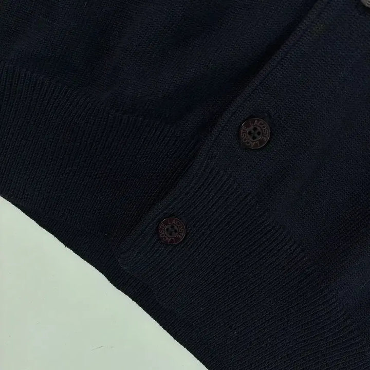 [BUNJANG] Lacoste Embroidered Navy V-Neck Knit Cardigan / Lacoste  라코스테 자수 네이비 브이넥 니트가디건