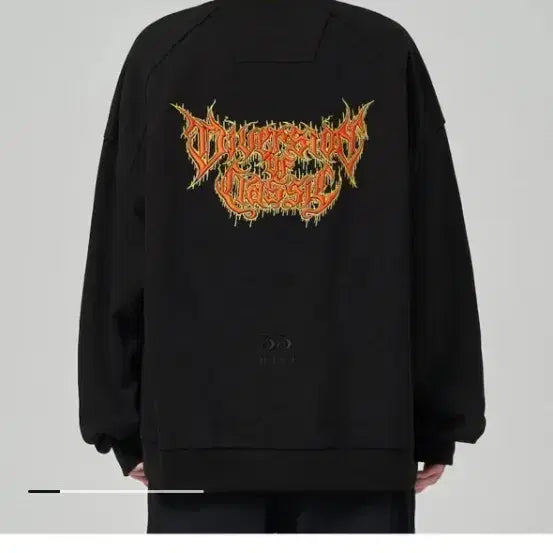 [BUNJANG] Junji Collaboration Embroidered Sweatshirt M / 준지 콜라보 자수 맨투맨 M