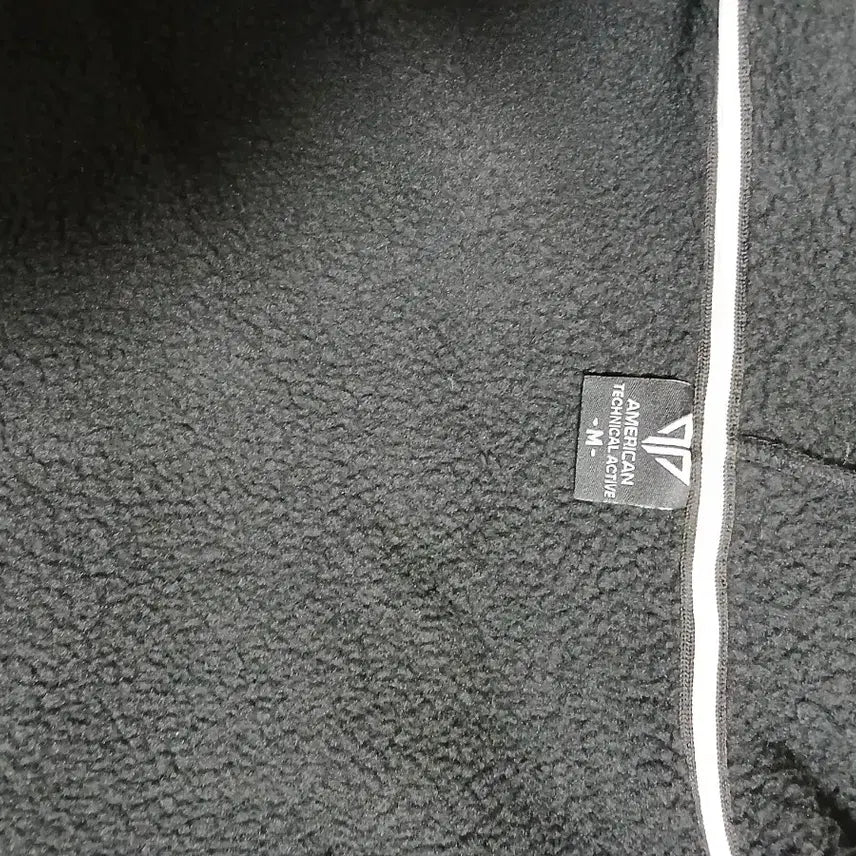 [BUNJANG] American Eagle Fleece Zip-Up Jacket / AMERICAN EAGLE 블랙 후리스 집업 M