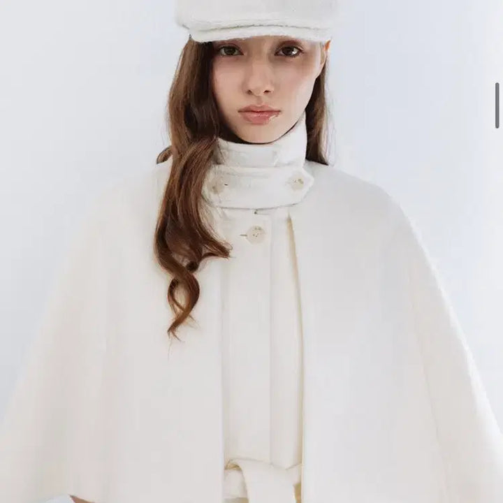 [BUNJANG] Thetis Wool 100% Balmacaan Cape Ivory (M) / 새상품) 더티스 울100 발마칸 케이프 아이보리