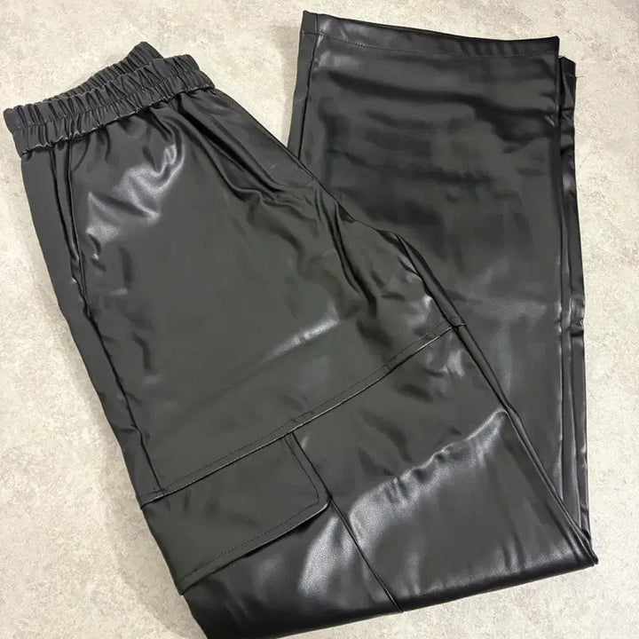 [BUNJANG] Gangjame Leather Cargo Pants S / 강자매 레더카고팬츠S