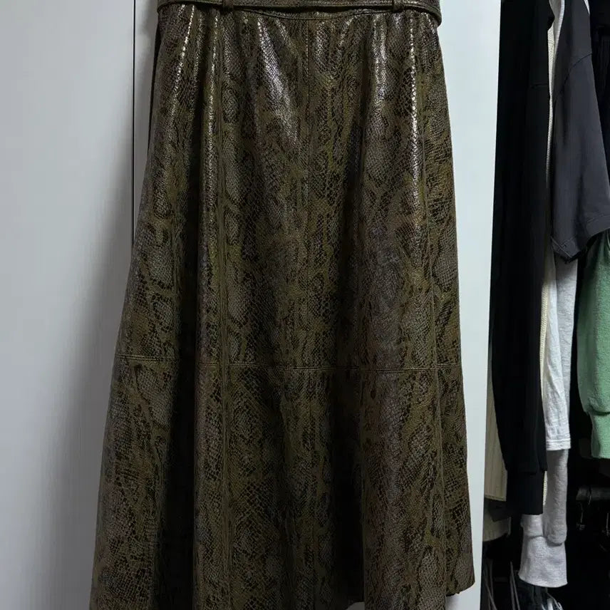 [BUNJANG] Andersson Bell Pleated Khaki Midi Skirt / 앤더슨벨 플리츠 카키 치마 xs