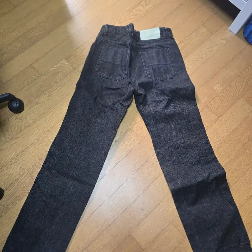 [BUNJANG] SETER KAYEN One Tuck Tailored Belted Denim Black / 세터 카이엔 원 턱 테일러드 벨티드 데님 블랙